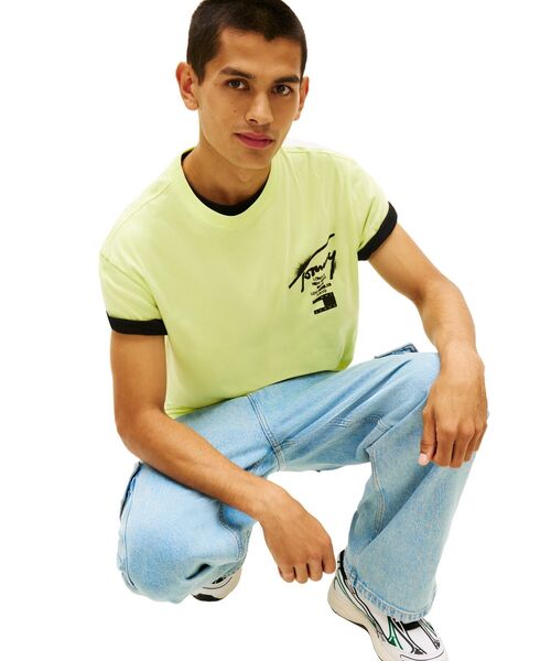 tommy jeans(トミー ジーンズ)の「レギュラーシティシグネチャーTシャツ(Tシャツ/カットソー・メンズ・マルチ/グリーン/ブラック/ホワイト・X-LARGE/SMALL/MEDIUM/LARGE/X-SMALL)」の19枚目の写真