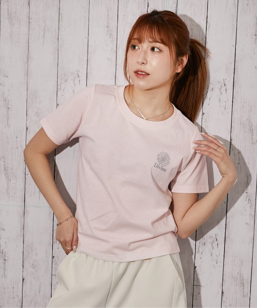 GORGE(ゴージ)の「《フラワープリント×ワンポイント》Tシャツ/カジュアル/春夏秋/全4色(Tシャツ/カットソー・レディース・オフホワイト/レッド/ブラック/ピンク・F)」の20枚目の写真