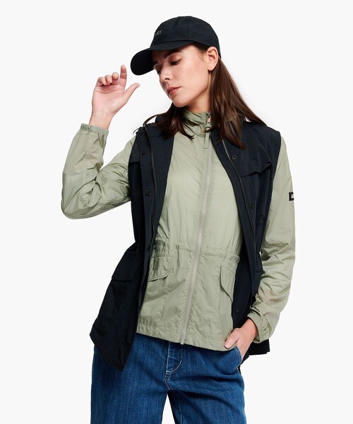 AIGLE(エーグル)の「撥水 UVカット ソロテックス アクティブベスト(その他アウター・レディース・ブラック・40/36/38)」の2枚目の写真