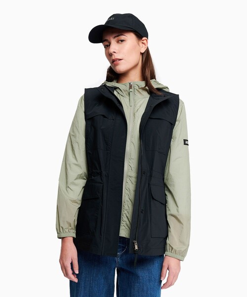 AIGLE(エーグル)の「撥水 UVカット ソロテックス アクティブベスト(その他アウター・レディース・ブラック・40/36/38)」の5枚目の写真