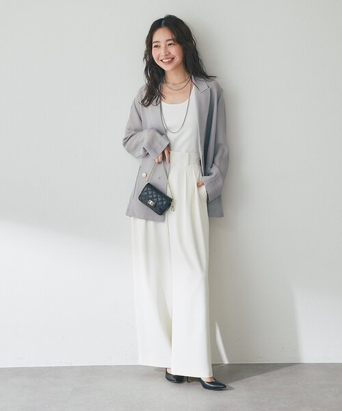 La boutique BonBon（ラブティックボンボン）の「【シリーズ累計お気に入り数1.5万突破！接触冷感・UVカット】クールタッチUV総針前後2WAYタンク（タンクトップ・レディース・ホワイト/ピンク/グレイッシュベージュ/チャコールグレー・FREE）」の14枚目の写真