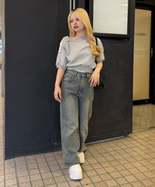 continuer de NICE CLAUP(コンティニューデナイスクラップ)の「肩レースリボンキラキラプルオーバー(スウェット・レディース・ブラック/トップグレー/ピンク・FREE)」の16枚目の写真