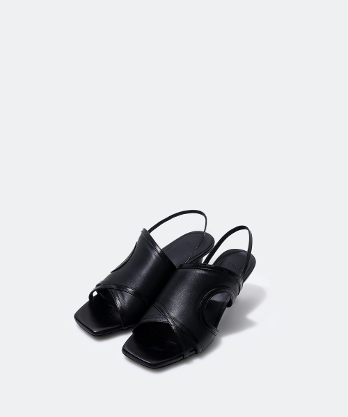 YUJI(ユジ)の「ORBE SLINGBACK BLACK(パンプス・レディース・ブラック・23cm/23.5cm/24cm/24.5cm/25cm)」の8枚目の写真