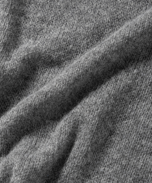 NONBLANK(ノンブランク)の「クロップヘンリーネックLSニット_MELANGE GREY(ニット/セーター・メンズ・ミックスグレー・MEDIUM/LARGE/X-LARGE)」の7枚目の写真