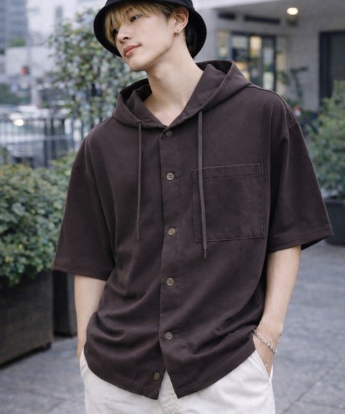 VIBGYOR(ヴィブジョー)の「【Bls】 【ZM】【Bling Leads】梨地フーディボタンシャツ(BL)(シャツ/ブラウス・メンズ・グレイッシュベージュ/グレー系その他/ブラック/オフホワイト・FREE)」の3枚目の写真