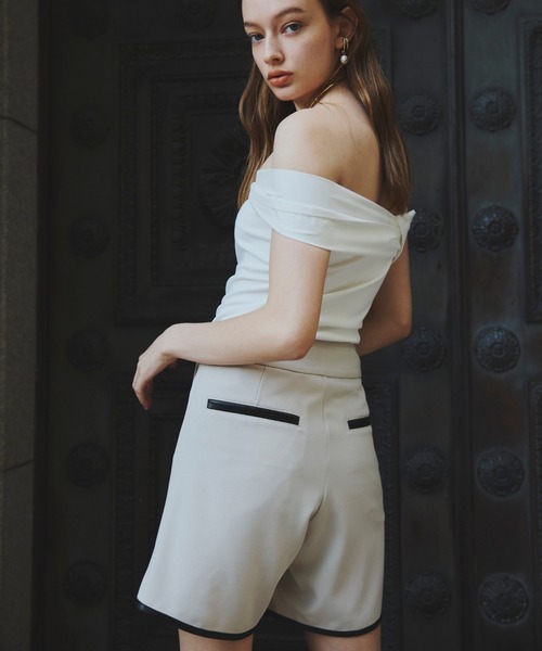 ORGUE(オルグ)の「Slit skort/スリットスコート(スカート・レディース・ブラック/ベージュ・SMALL/MEDIUM)」の11枚目の写真
