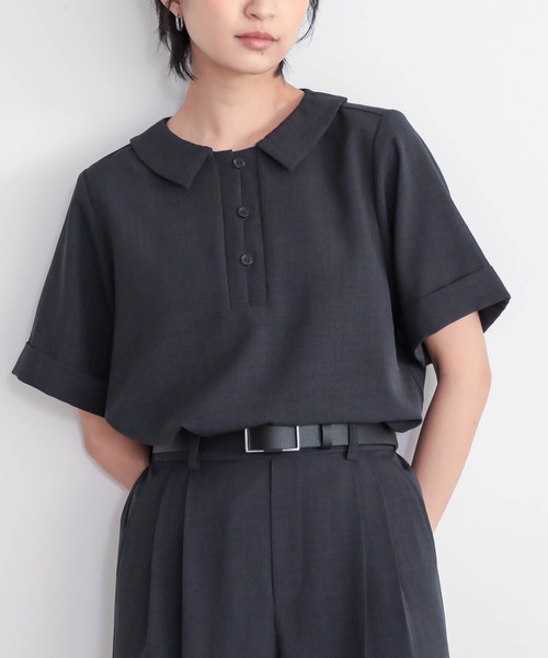 for/c(フォーシー)の「ポロブラウス【サスティナブル】(シャツ/ブラウス・レディース・スミクロ/ベージュ/ネイビー/オフホワイト・M/L)」の2枚目の写真