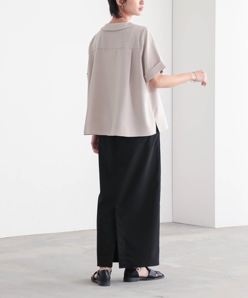 for/c(フォーシー)の「ポロブラウス【サスティナブル】(シャツ/ブラウス・レディース・スミクロ/ベージュ/ネイビー/オフホワイト・M/L)」の18枚目の写真