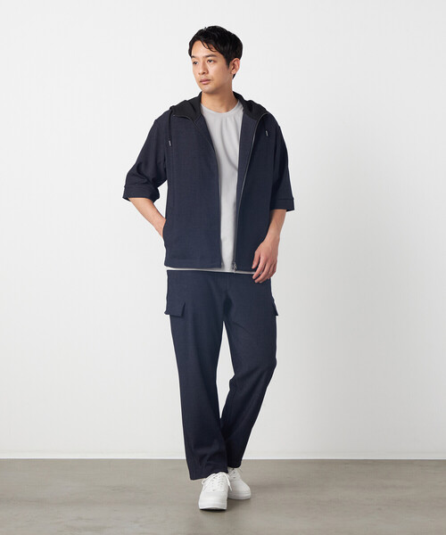 COMME CA ISM(コムサイズム)の「デニムライクストレッチ 5分袖フーデッドブルゾン(ブルゾン・メンズ・ネイビー・LARGE/MEDIUM)」の3枚目の写真