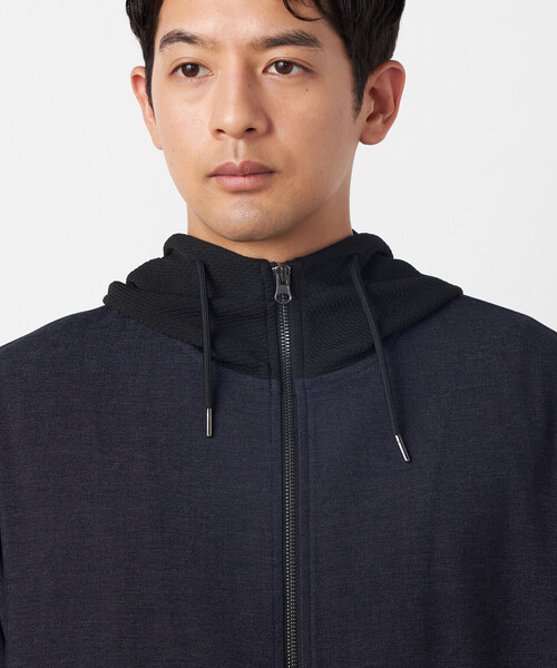 COMME CA ISM(コムサイズム)の「デニムライクストレッチ 5分袖フーデッドブルゾン(ブルゾン・メンズ・ネイビー・LARGE/MEDIUM)」の11枚目の写真