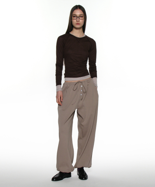 PARTIMENTO WOMEN(パルティメントウィメン)の「PWC シア レグラン スティッチ ロングスリーブ T_ブラウン(Tシャツ/カットソー・レディース・その他・SMALL/MEDIUM/LARGE)」の3枚目の写真