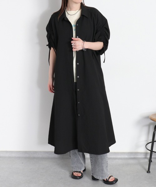 cepo（セポ）の「〈セットアップ対応〉速乾・涼感 リサイクルポリサッカードロストシャツワンピース（シャツワンピース・レディース・チャコールグレー/ホワイト×ブラック/ブラック・M）」の4枚目の写真