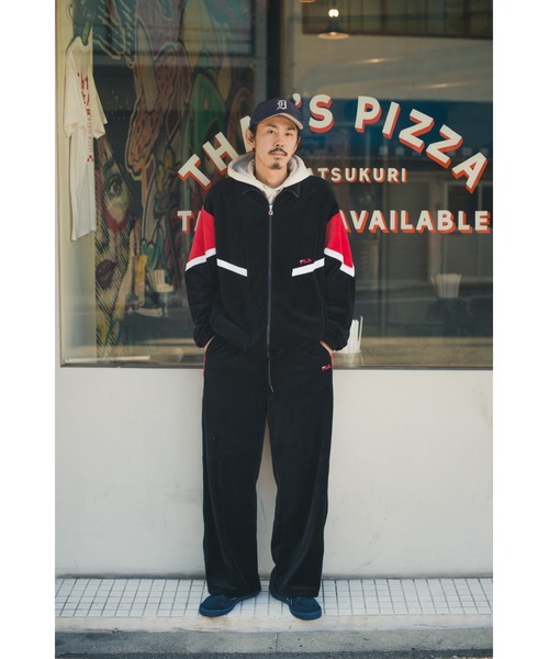 FILA（フィラ）の「VELOUR TRACK PANTS（その他パンツ・メンズ・ブラック・M/L/XL/S）」の5枚目の写真