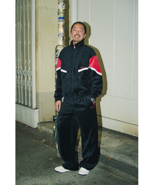 FILA（フィラ）の「VELOUR TRACK PANTS（その他パンツ・メンズ・ブラック・M/L/XL/S）」の7枚目の写真