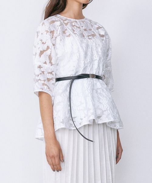 LE CIEL BLEU（ルシェルブルー）の「シアージャカードブラウス / Sheer Jacquard Blouse（シャツ/ブラウス・レディース・グレー/オフホワイト・36）」の6枚目の写真