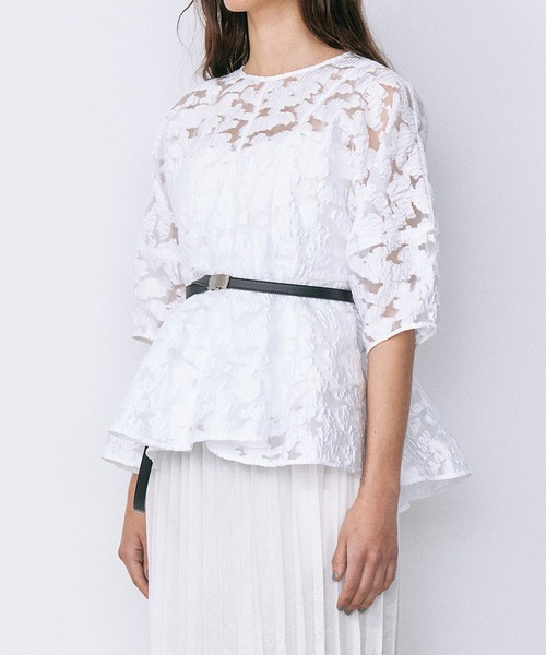 LE CIEL BLEU（ルシェルブルー）の「シアージャカードブラウス / Sheer Jacquard Blouse（シャツ/ブラウス・レディース・グレー/オフホワイト・36）」の5枚目の写真