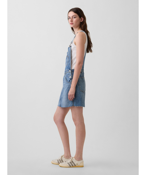 GAP(ギャップ)の「デニム ミニサロペットスカート(ワンピース・レディース・ライトインディゴブルー・S/XS/L)」の3枚目の写真