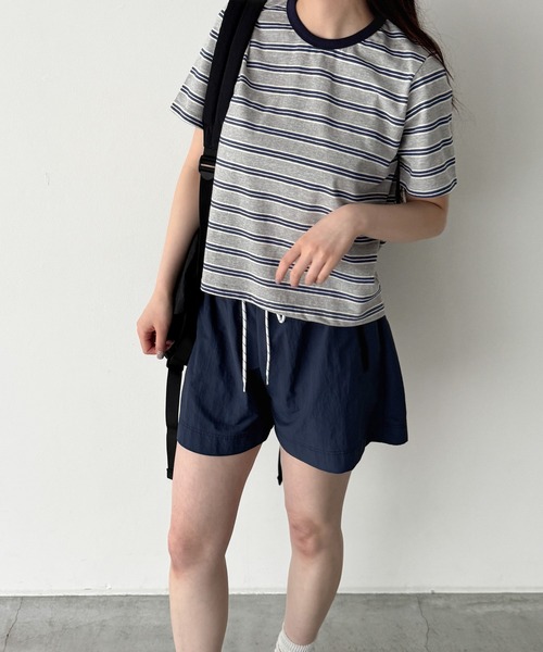 CANAL JEAN（キャナルジーン）の「Lakey Park　マルチボーダーTシャツ（Tシャツ/カットソー・レディース・グレー/アイボリー/グリーン・ONE SIZE）」の3枚目の写真
