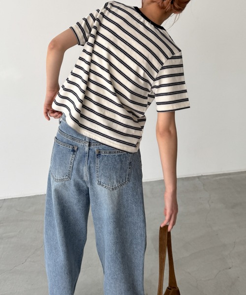 CANAL JEAN（キャナルジーン）の「Lakey Park　マルチボーダーTシャツ（Tシャツ/カットソー・レディース・グレー/アイボリー/グリーン・ONE SIZE）」の5枚目の写真