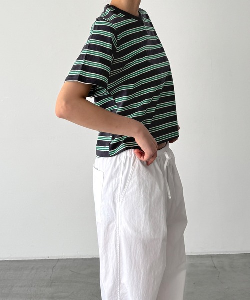 CANAL JEAN（キャナルジーン）の「Lakey Park　マルチボーダーTシャツ（Tシャツ/カットソー・レディース・グレー/アイボリー/グリーン・ONE SIZE）」の10枚目の写真