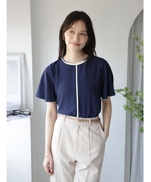 fifth(フィフス)の「【Chiaki着用】フレアスリーブ配色ラインプルオーバー(Tシャツ/カットソー・レディース・ネイビー/ホワイト・M)」の2枚目の写真