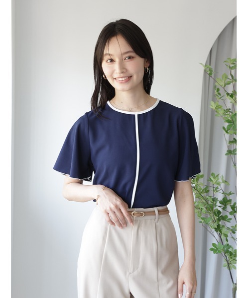fifth(フィフス)の「【Chiaki着用】フレアスリーブ配色ラインプルオーバー(Tシャツ/カットソー・レディース・ネイビー/ホワイト・M)」の4枚目の写真