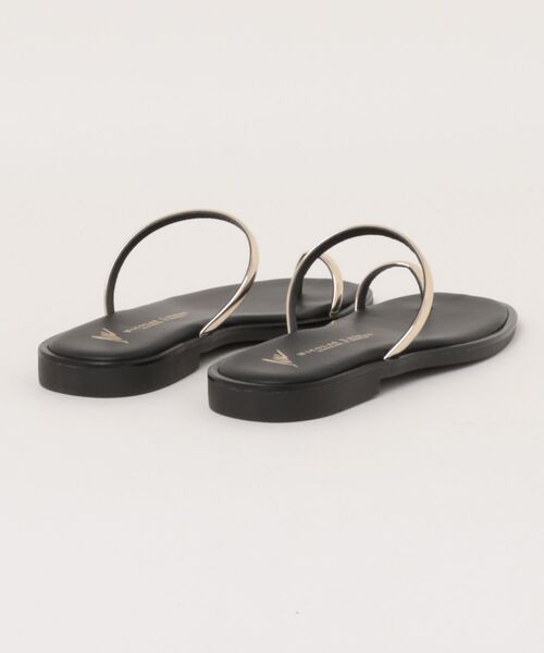 NICOLAS LAINAS(ニコラスライナス)の「【NICOLAS LAINAS(ニコラス ライナス)】FLAT SANDAL(サンダル・レディース・グレイッシュベージュ/ライトブラック・37/38/36)」の4枚目の写真