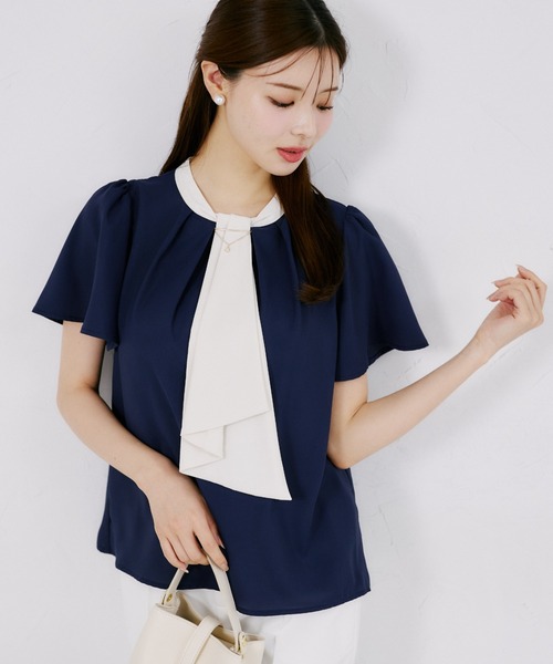 tocco closet(トッコ クローゼット)の「【ZOZO限定】ネックビジューチェーン装飾アソートデザイン配色半袖ボウタイブラウス(シャツ/ブラウス・レディース・ネイビー/ブラック/その他/オフホワイト・M)」の7枚目の写真