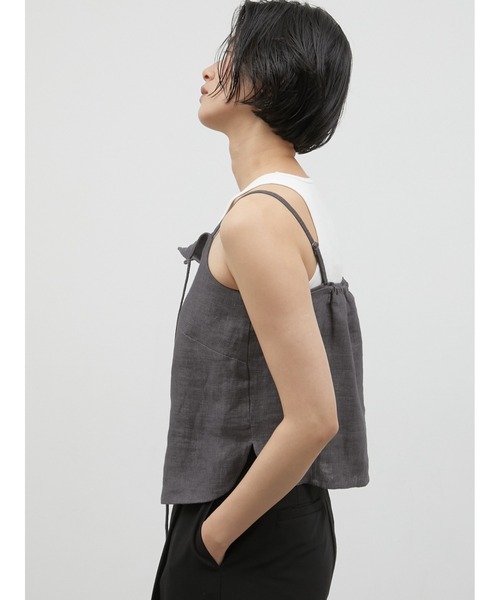 LA PEAU DE GEM(ラポドゥジェム)の「【LA PEAU DE GEM】double code cami/ダブルコードキャミ(キャミソール・レディース・チャコールグレー/ベージュ・FREE)」の19枚目の写真