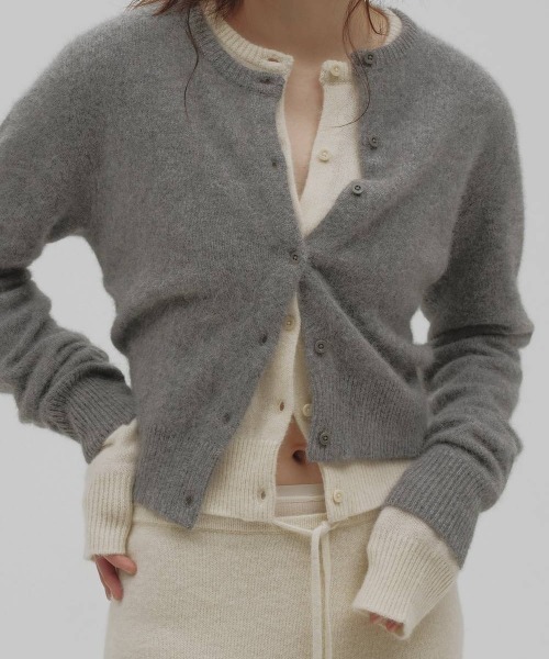 TODAYFUL(トゥデイフル)の「【TODAYFUL/トゥデイフル】Fox Wool Cardigan/フォックスウールカーディガン(カーディガン/ボレロ・レディース・キナリ/グレー/ブラック・FREE)」の3枚目の写真