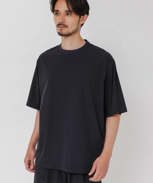 URBAN RESEARCH(アーバンリサーチ)の「『撥水/接触冷感』『UR TECH MoLight』PACKABLE T-SHIRTS(Tシャツ/カットソー・メンズ・チャコールグレー/ブラック・MEDIUM/LARGE)」の2枚目の写真