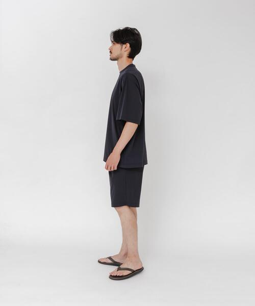 URBAN RESEARCH(アーバンリサーチ)の「『撥水/接触冷感』『UR TECH MoLight』PACKABLE T-SHIRTS(Tシャツ/カットソー・メンズ・チャコールグレー/ブラック・MEDIUM/LARGE)」の14枚目の写真