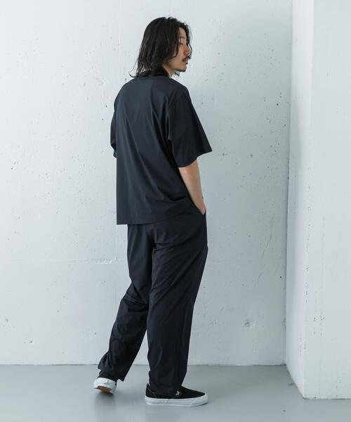 URBAN RESEARCH(アーバンリサーチ)の「『撥水/接触冷感』『UR TECH MoLight』PACKABLE T-SHIRTS(Tシャツ/カットソー・メンズ・チャコールグレー/ブラック・MEDIUM/LARGE)」の18枚目の写真