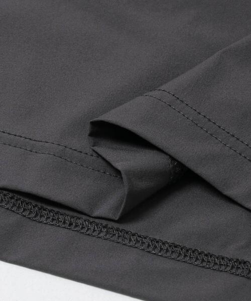 URBAN RESEARCH(アーバンリサーチ)の「『撥水/接触冷感』『UR TECH MoLight』PACKABLE T-SHIRTS(Tシャツ/カットソー・メンズ・チャコールグレー/ブラック・MEDIUM/LARGE)」の7枚目の写真