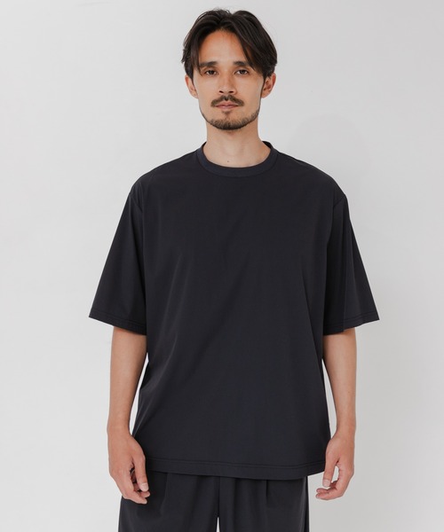 URBAN RESEARCH(アーバンリサーチ)の「『UR TECH MoLight』PACKABLE T-SHIRTS(Tシャツ/カットソー・メンズ・チャコールグレー/ブラック・MEDIUM/LARGE)」の15枚目の写真