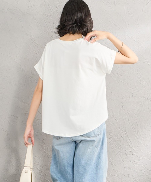 MAISON DE L'ALLURE（メゾンドゥラリュール）の「[MAISON DE L'ALLURE/メゾンドゥラリュール] エンボス加工 BOXロゴプリントTシャツ（Tシャツ/カットソー・レディース・ブラック/ブラウン/チャコールグレー/オフホワイト・F）」の16枚目の写真