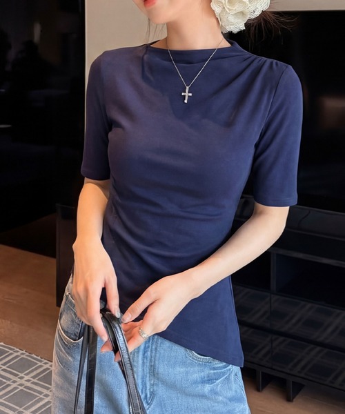 2ly2(トゥーリートゥー)の「半袖トップス レディース アシンメトリー ドレープデザイン タイトカットソー(Tシャツ/カットソー・レディース・ホワイト/ネイビー/ダークグレー・FREE)」の4枚目の写真