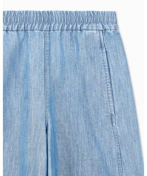 EMPORIO ARMANI(エンポリオアルマーニ)の「【エンポリオ アルマーニ】ウィメンズ ワイドレッグ デニムパンツ メタルルック(デニムパンツ・レディース・ライトブルー・42/40/38)」の4枚目の写真