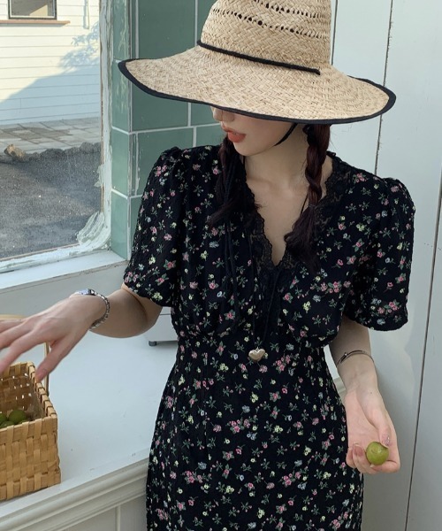 YUGA(ユーガ)の「YUGA_YGMC Korean-style Floral print dress(ワンピース・レディース・ブラック・FREE)」の10枚目の写真