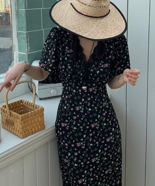 YUGA(ユーガ)の「YUGA_YGMC Korean-style Floral print dress(ワンピース・レディース・ブラック・FREE)」の13枚目の写真