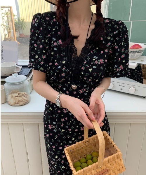 YUGA(ユーガ)の「YUGA_YGMC Korean-style Floral print dress(ワンピース・レディース・ブラック・FREE)」の14枚目の写真