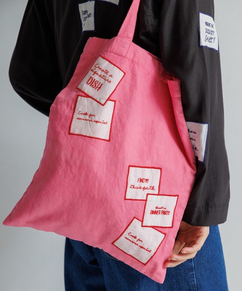 LEIN(リーン)の「アップリケ刺繍トートバッグ(トートバッグ・レディース・オフホワイト/ピンク/ブラック・FREE)」の4枚目の写真