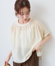 ハンドスモックギャザーブラウス