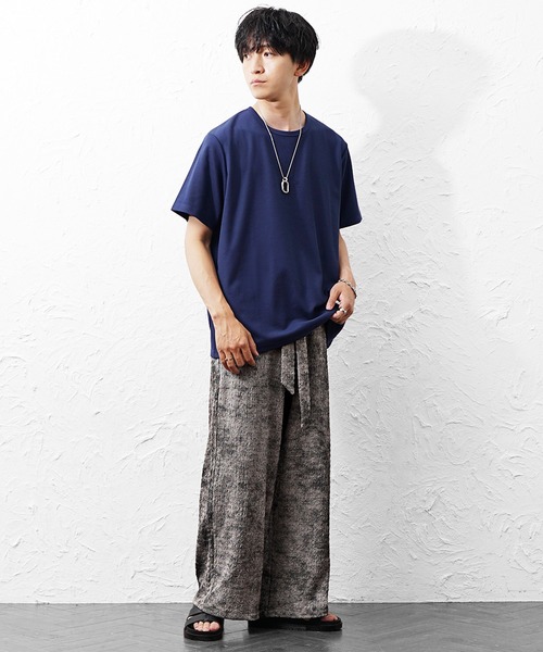 MinoriTY（マイノリティ）の「【MinoriTY】ニュアンスカラーベルト付きクレープパンツ メンズ  夏服 ユニセックス 楊柳素材 ベルト付き（その他パンツ・メンズ・ホワイト系その他/ブラック系その他・S/L/M）」の6枚目の写真