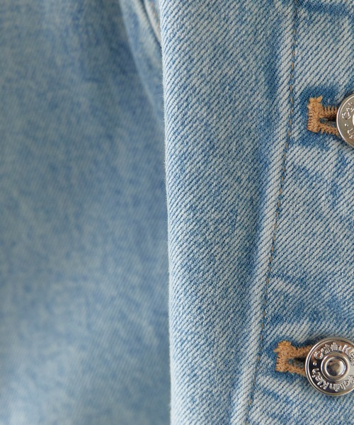 Calvin Klein（カルバン・クライン）の「Calvin Klein/カルバンクライン ビスチェ - デニムトラッカータンクビスチェ DENIM TRUCKER TANK FRESH WATER デニムビスチェ タンクトップ フロントボタン レディース 秋 秋服 2026年秋冬（キャミソール・レディース・ブルー・S/M）」の19枚目の写真