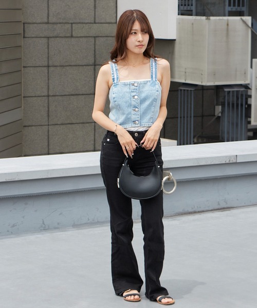 Calvin Klein（カルバン・クライン）の「Calvin Klein/カルバンクライン ビスチェ - デニムトラッカータンクビスチェ DENIM TRUCKER TANK FRESH WATER デニムビスチェ タンクトップ フロントボタン レディース 秋 秋服 2026年秋冬（キャミソール・レディース・ブルー・S/M）」の9枚目の写真