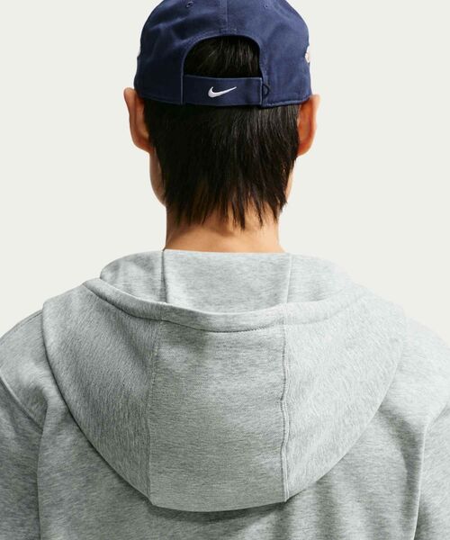 NIKE(ナイキ)の「ナイキ クラブ メンズ フルジップ フレンチ テリー パーカー / Nike Club Men's Full-Zip French Terry Hoodie FN3885-064 Dark Grey Heather(パーカー・メンズ・グレー系その他・L/XL/S/2XL/M)」の2枚目の写真