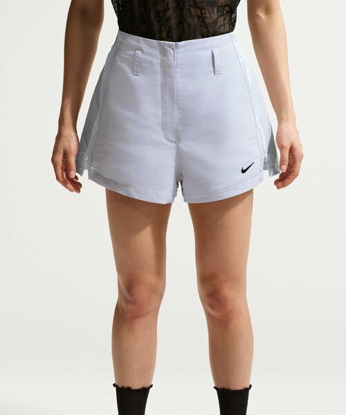 NIKE（ナイキ）の「ナイキ スポーツウェア ウィメンズ ハイウェスト 6cm ショートパンツ / Nike Sportswear Women's High-Waisted 2" Shorts IF0517-043 Pure Platinum（その他パンツ・レディース・プラチナム・XL/S/M/L/XS）」の3枚目の写真