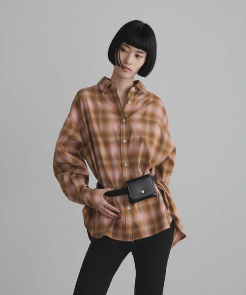LOWRYS FARM(ローリーズファーム)の「オンブレチェックシャツ 824240(シャツ/ブラウス・レディース・ブルー系その他/ピンク系その他/グレー系その他/ボルドー・FREE)」の5枚目の写真