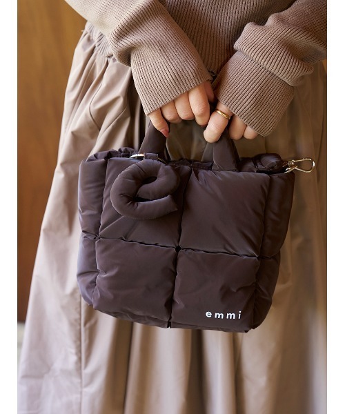 emmi（エミ）の「ecoパデットミニショルダーバッグ（ショルダーバッグ・レディース・ピンク/ブラウン/イエロー/アイボリー・F）」の7枚目の写真